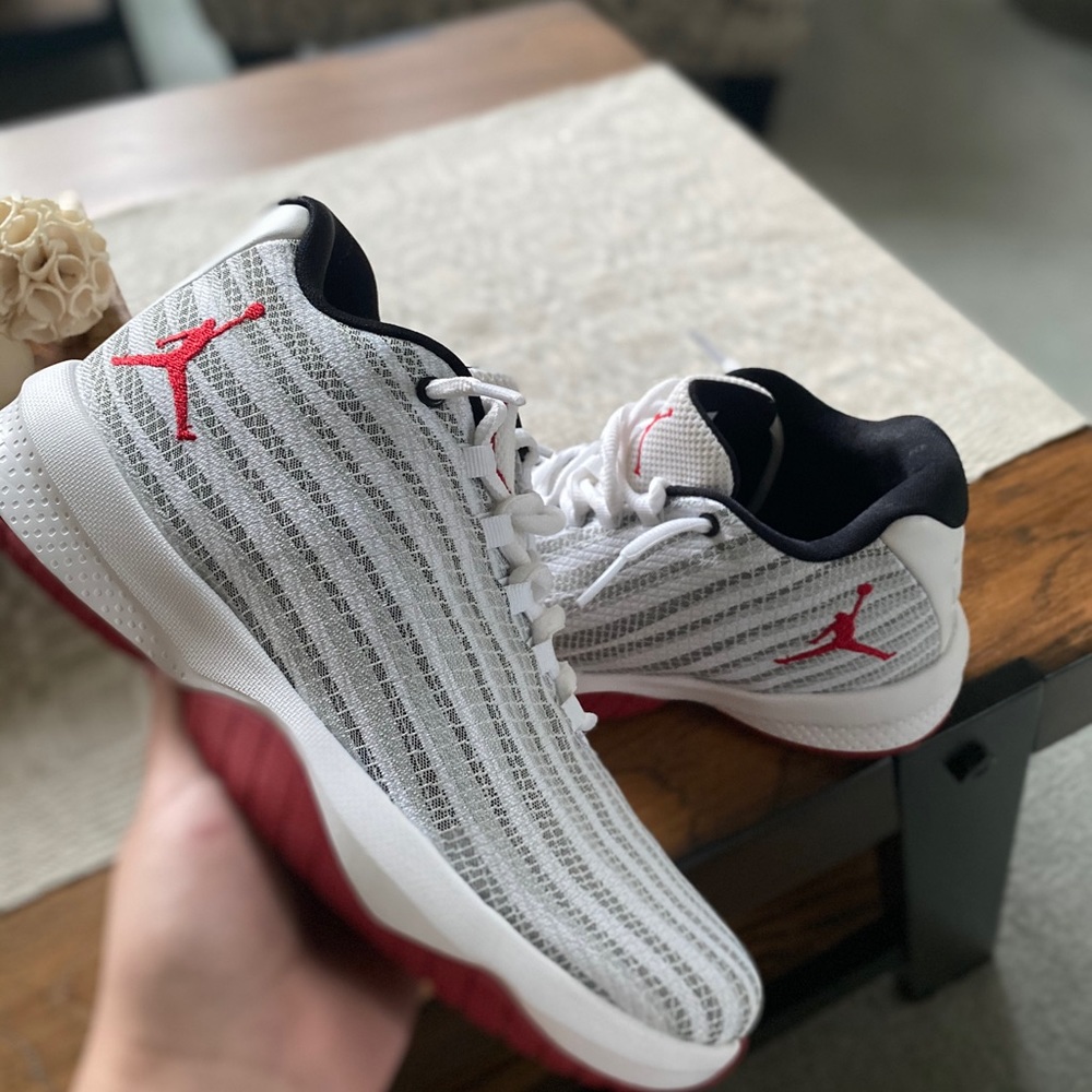 Air Jordan b.flys